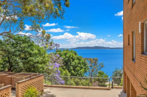 Kiah 14 53 Victoria Parade fantastic unit with waterviews WiFi and Air conditioning